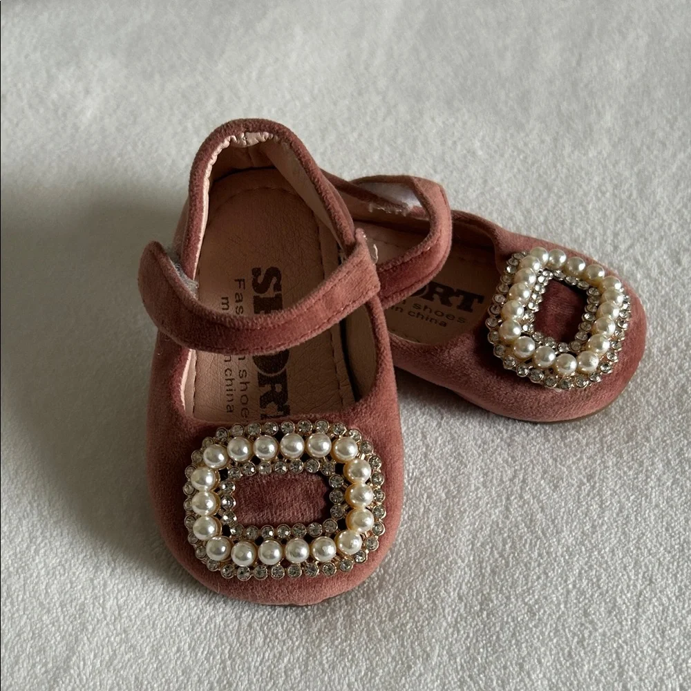 Baby Infant Velvet Blush Embellished Pearl Buckle Dress Shoes